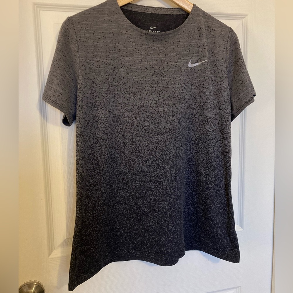 Nike dri-fit medalist short sleeve tee Ombre grey color Very good condition
